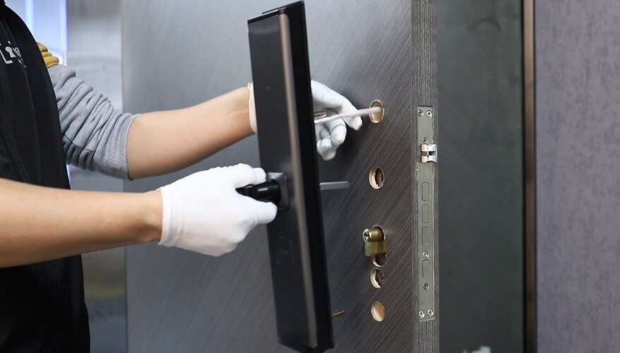 hotel door lock installation 8 hotel door lock installation 8