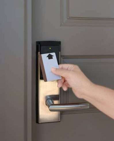 how do hotel key cards work? 4 how do hotel key cards work? 4
