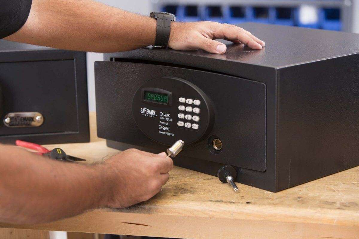 how to use hotel safe? 9 how to use hotel safe? 9